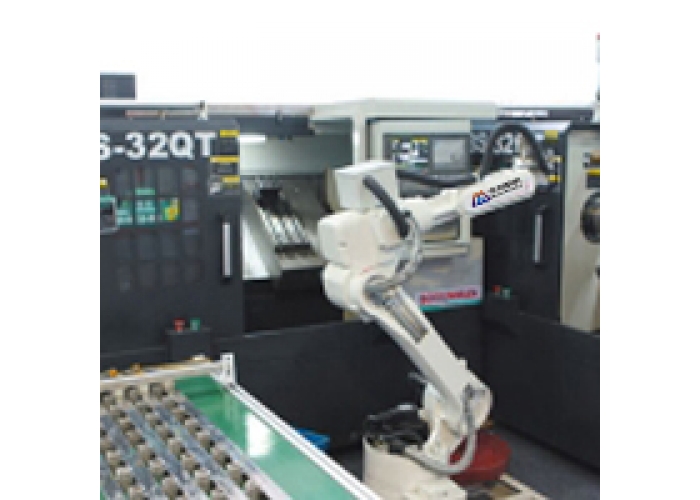 牧岡上下料機(jī)器人